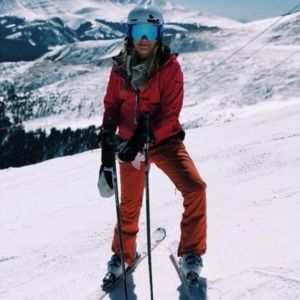 Meet your Posher, Elise